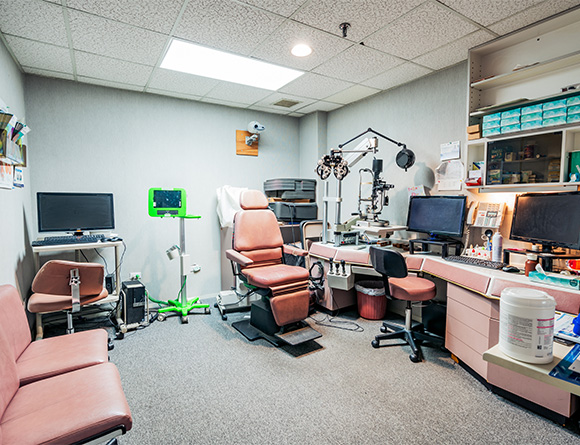 Rego Park (Fishman Center for Total Eye Care)  office — photo 16