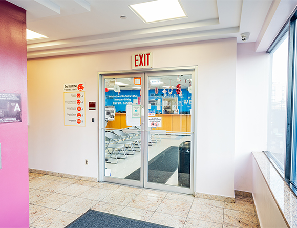 Jackson Heights (Fishman Center for Total Eye Care) office — photo 5