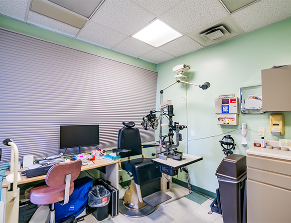 Jackson Heights (Fishman Center for Total Eye Care) office — photo 9