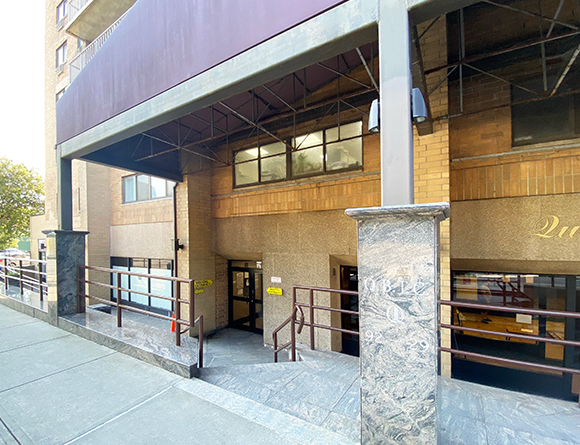 Rego Park (Fishman Center for Total Eye Care)  office — photo 3